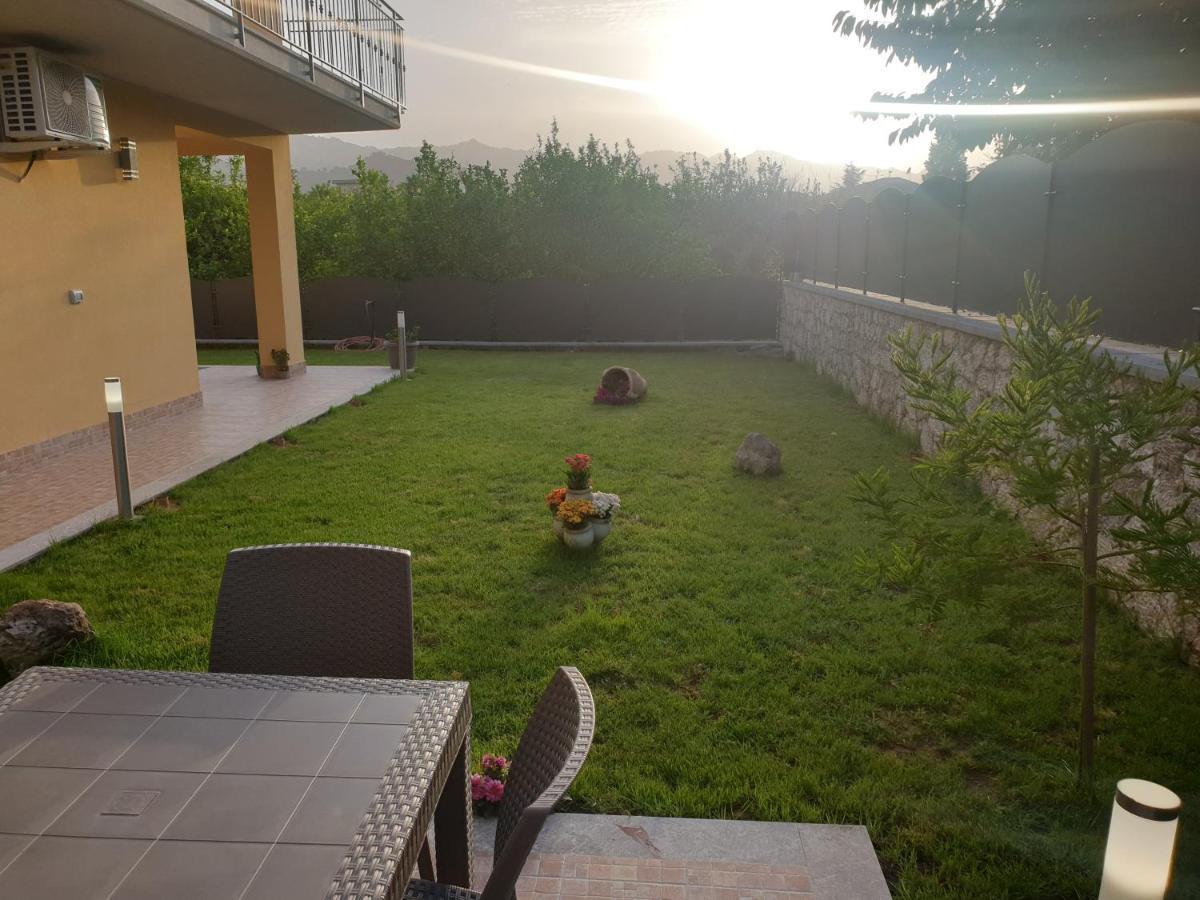 B&B Villa Chiara Bed And Breakfast Таормина Экстерьер фото